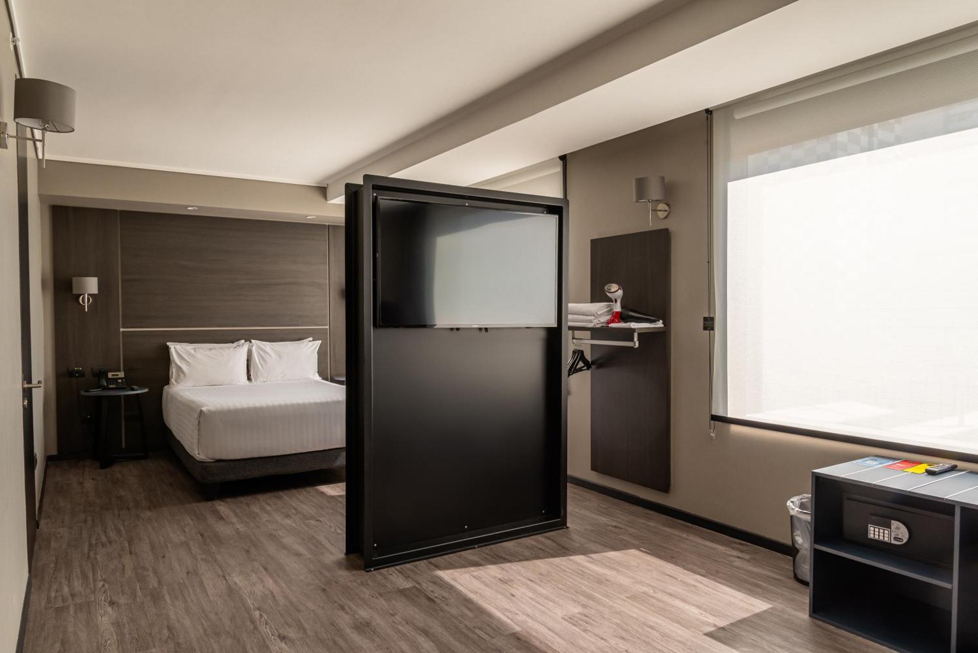 Hotel Ola Santiago Providencia, Tapestry Collection By Hilton Exteriér fotografie